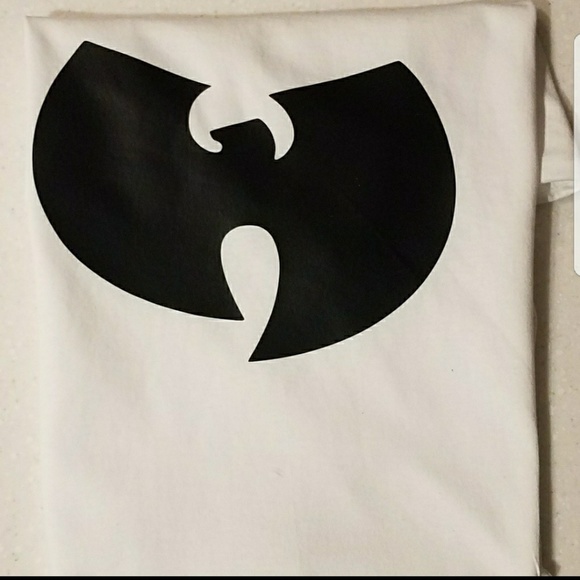 BRAND NEW WU - TANG TEE!! - Picture 3 of 5